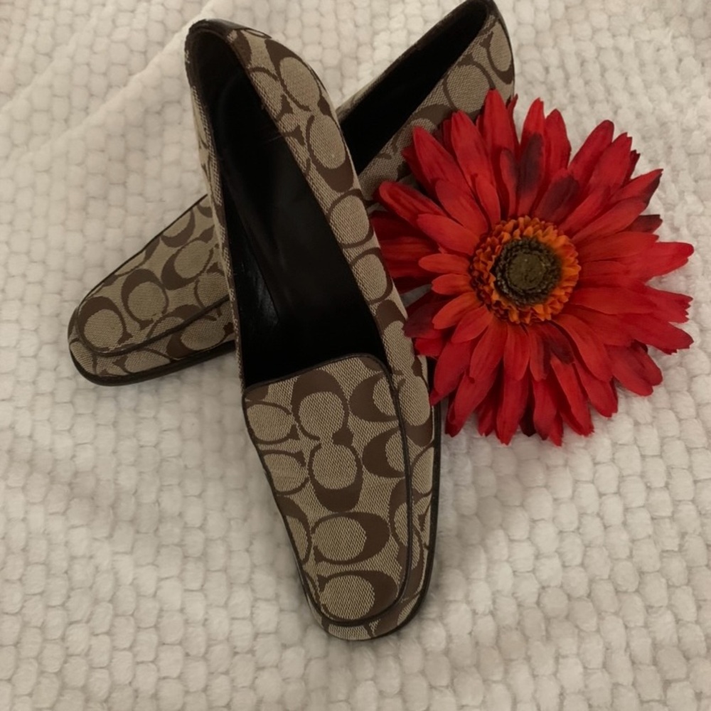 Coach Women's Brown Loafers